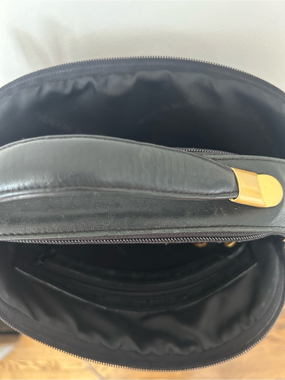 Stone Mountain Black Leather Crossbody Handbag with Gold Hardware - Picture 4 of 5